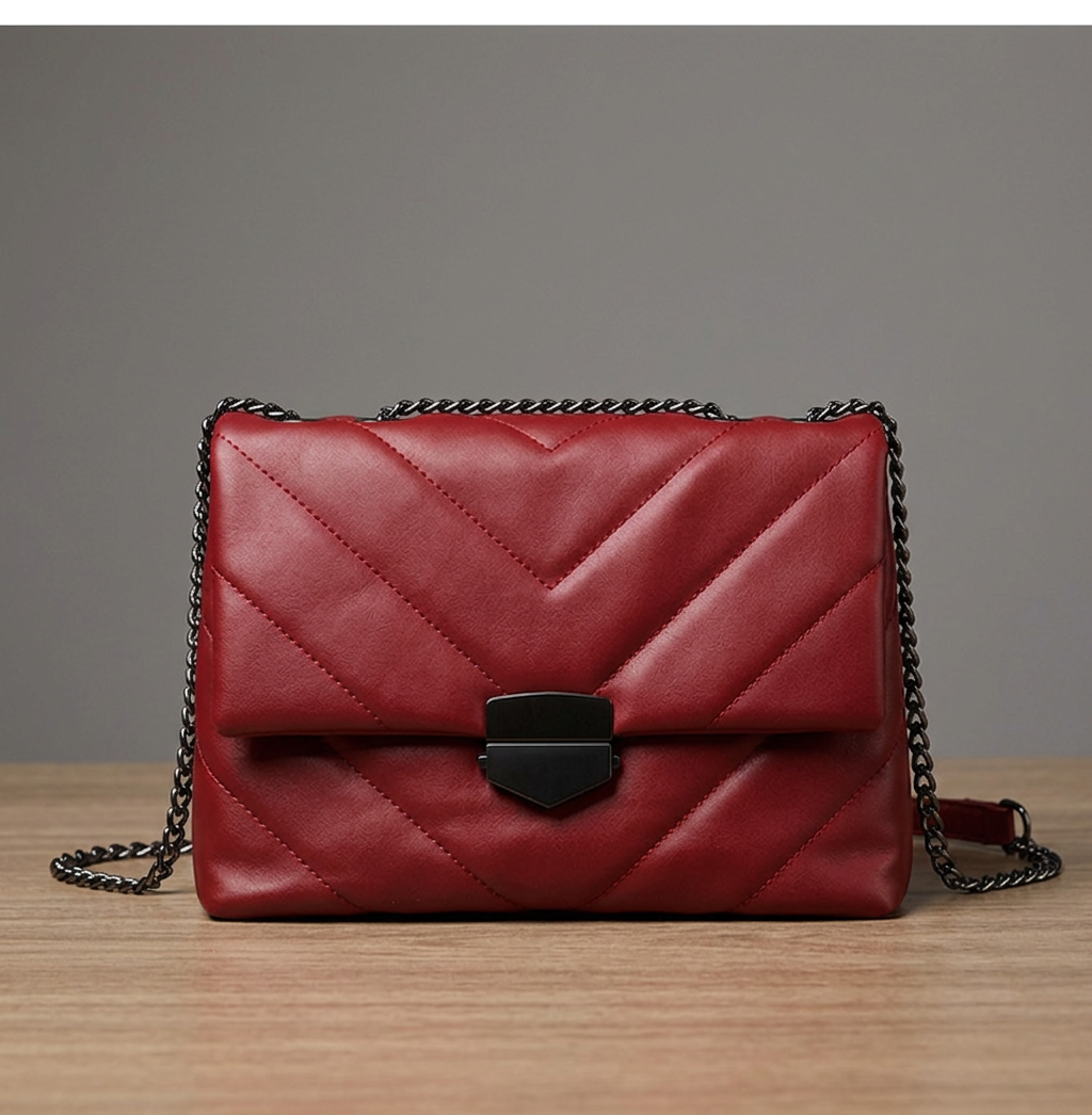 The Valor - Embroidery Chain Bag